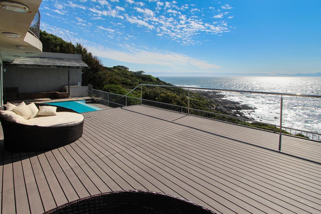 Whale Huys Luxury Oceanfront Eco Villa Gansbaai Szoba fotó