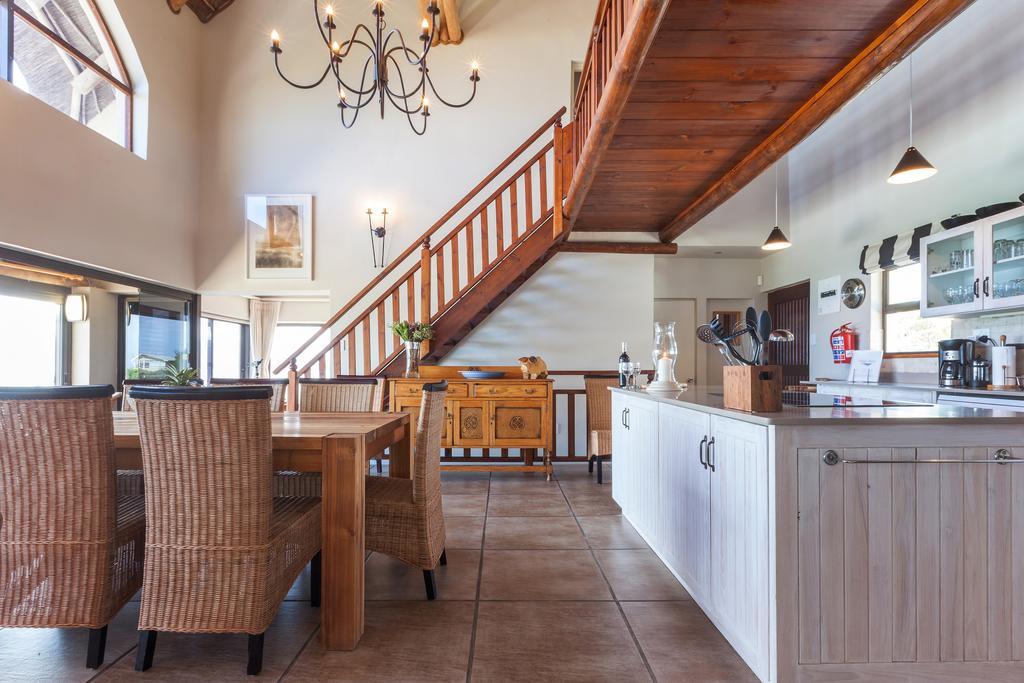 Whale Huys Luxury Oceanfront Eco Villa Gansbaai Kültér fotó