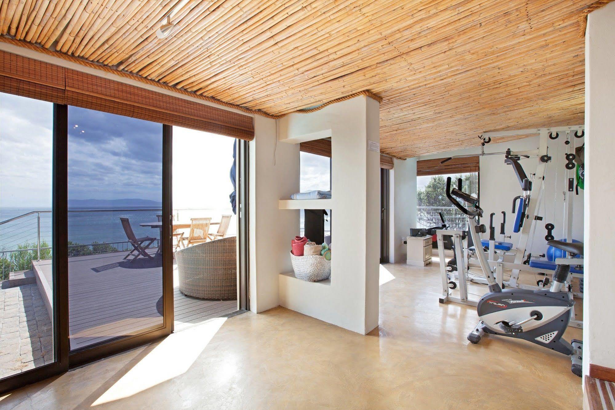 Whale Huys Luxury Oceanfront Eco Villa Gansbaai Kültér fotó